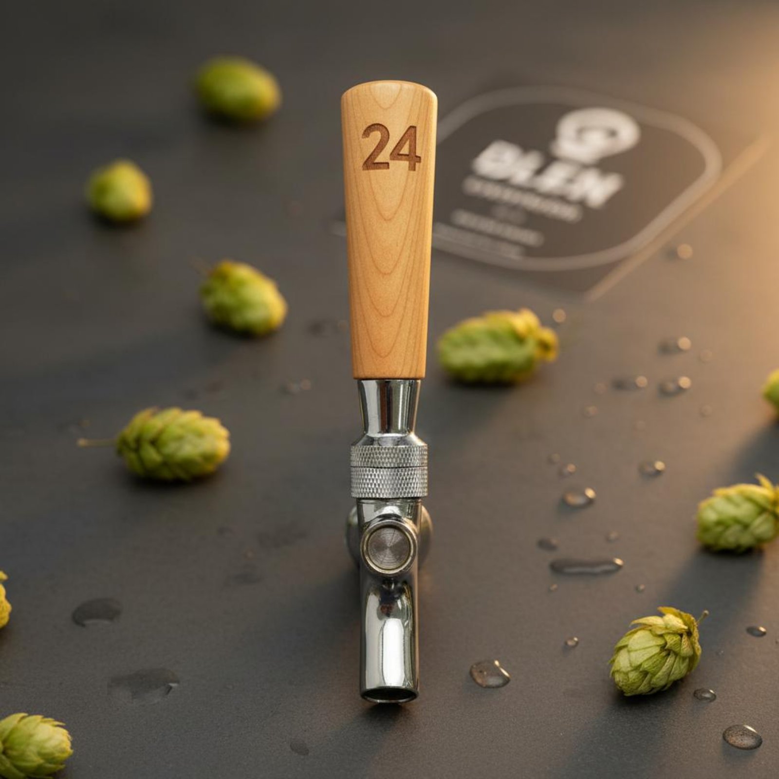 Wine Beer & More - Korte houten biertapgreep van massief hout,